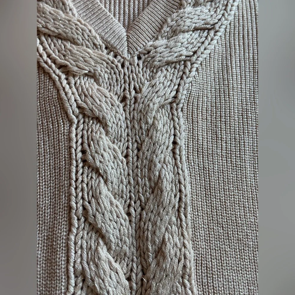White House Black Market Tan V-Neck Sweater  cashmere with Cable Knit NWT